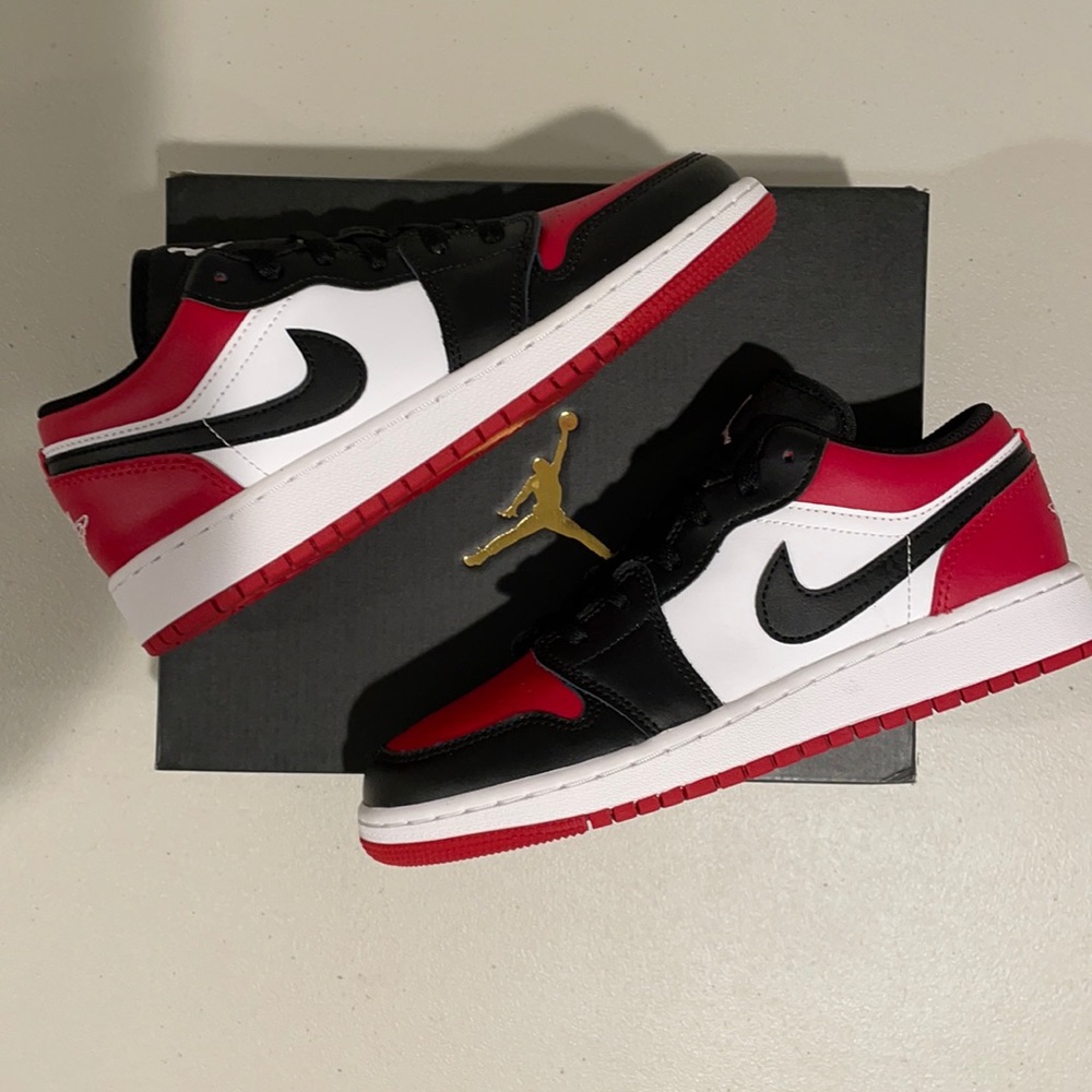Jordan 1 Low Bred Toe